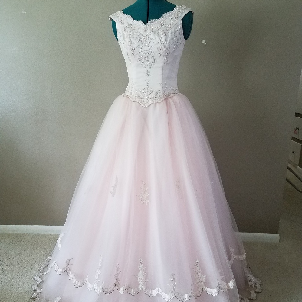 Formal ball gown